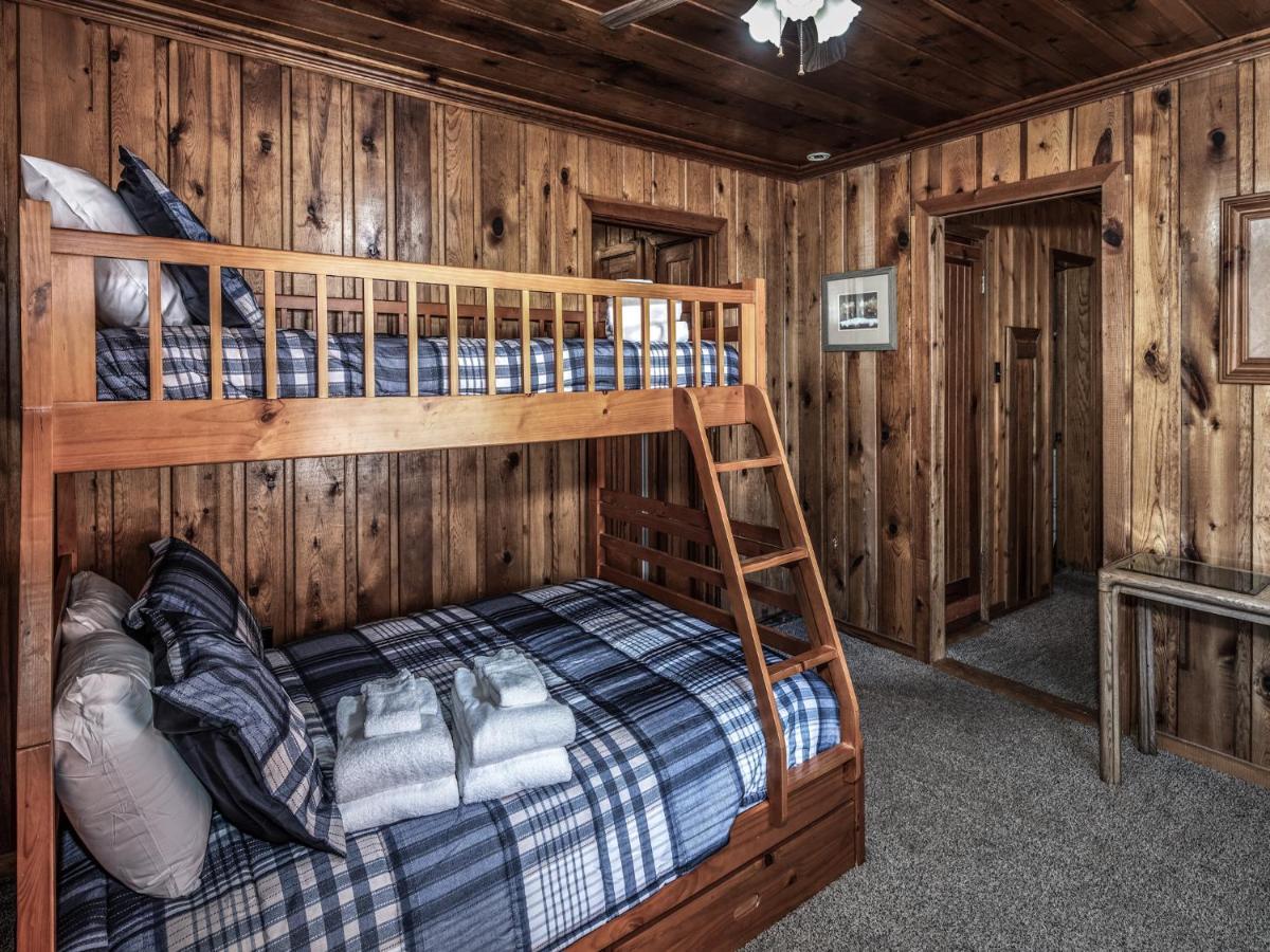 Alpine Cabin, 3 Bedrooms, Deck, Sleeps 8 Руідозо Екстер'єр фото