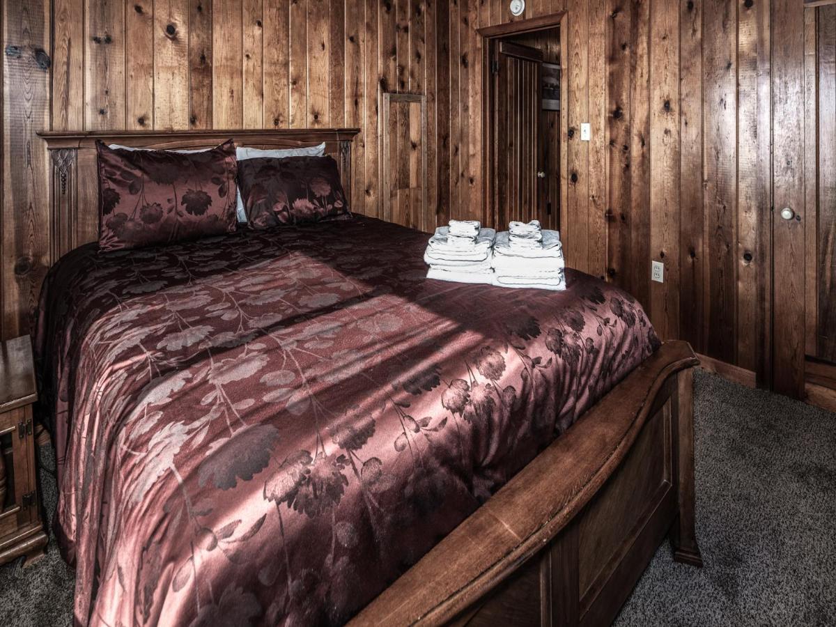 Alpine Cabin, 3 Bedrooms, Deck, Sleeps 8 Руідозо Екстер'єр фото
