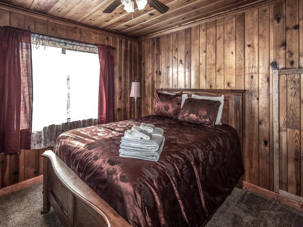 Alpine Cabin, 3 Bedrooms, Deck, Sleeps 8 Руідозо Екстер'єр фото