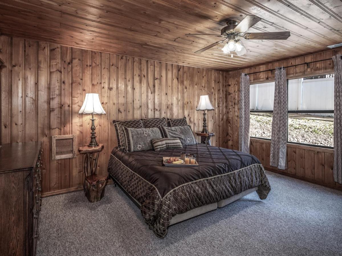 Alpine Cabin, 3 Bedrooms, Deck, Sleeps 8 Руідозо Екстер'єр фото