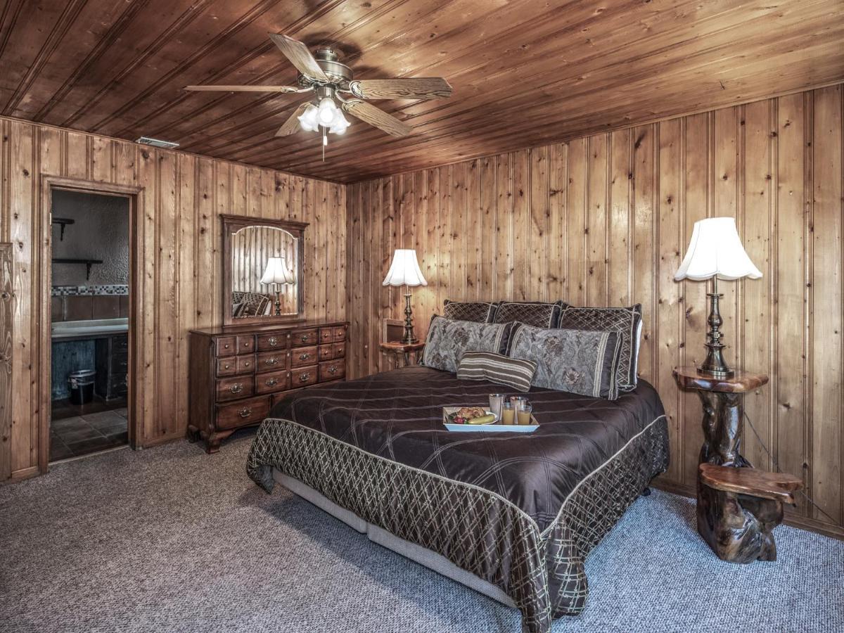 Alpine Cabin, 3 Bedrooms, Deck, Sleeps 8 Руідозо Екстер'єр фото